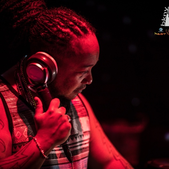 Meet your Posher, Damian - Picture 3 of 5